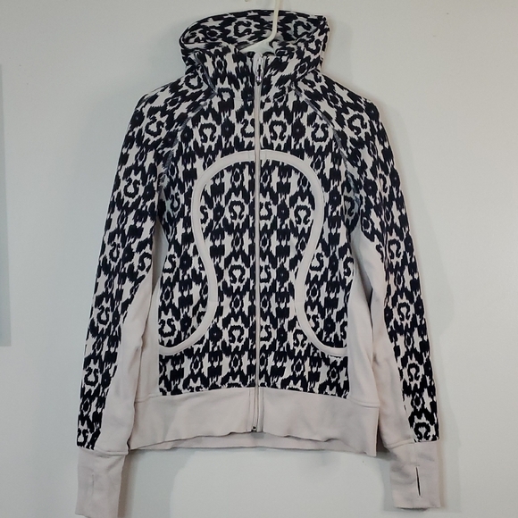 lululemon athletica Tops - RARE Lululemon All-Over Logo IKAT Print Scuba Hoodie Jacket Size 12 Black Ivory